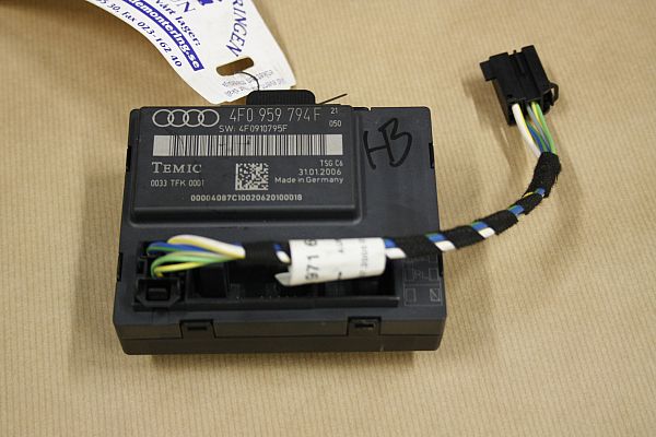 Styrboks diverse AUDI A6 (4F2, C6)