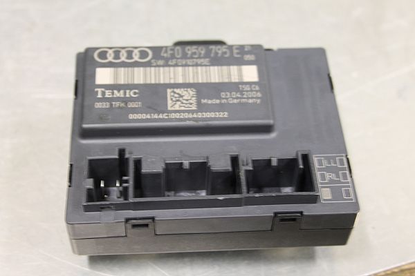 Styrboks diverse AUDI A6 (4F2, C6)
