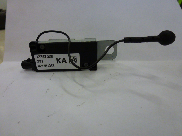 amplificateur d'antenne OPEL ZAFIRA TOURER C (P12)