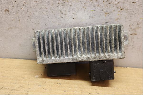 Moduł sterowania - różne OPEL VIVARO B Box (X82)