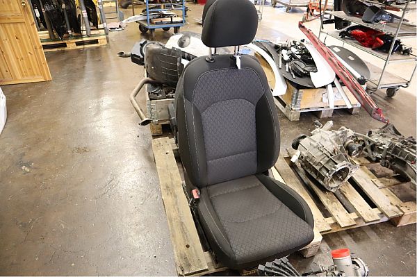 Forseter 4 dørs HYUNDAI i20 (GB, IB)