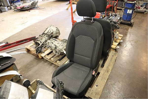 Forseter 4 dørs HYUNDAI i20 (GB, IB)