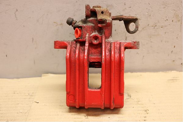 Bremsekaliber - venstre bag VW GOLF Mk IV (1J1)