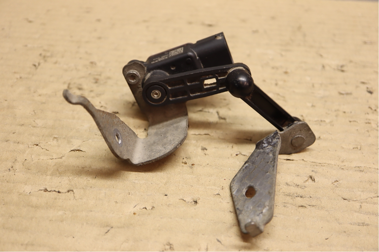 あさ BMW 6926460 -05 132424-11 air quality sensor oem e58 | eBay