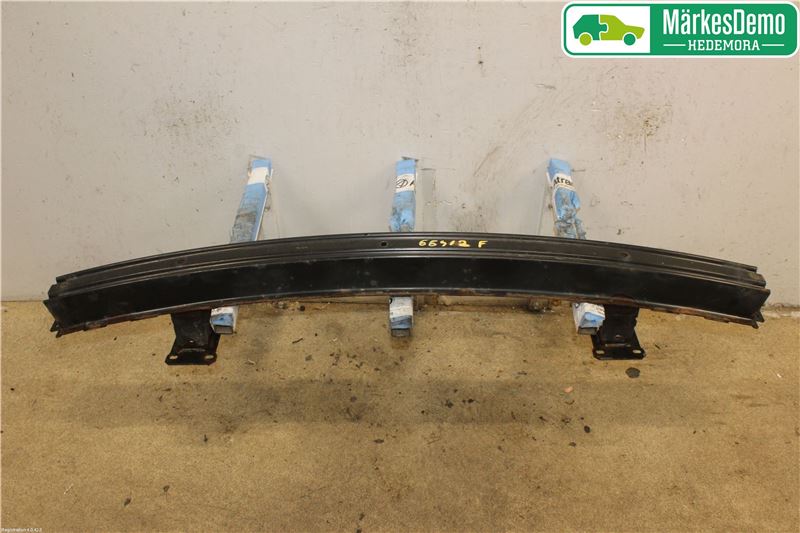 Front bumper - untreated LAND ROVER DISCOVERY III (L319)