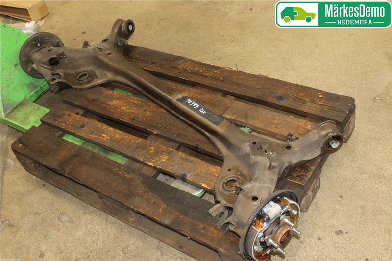 Rear axle assembly - complete SUZUKI BALENO (FW, EW)