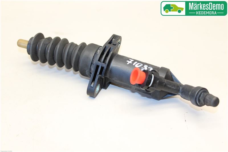 Clutch slave cylinder BMW 1 Coupe (E82)