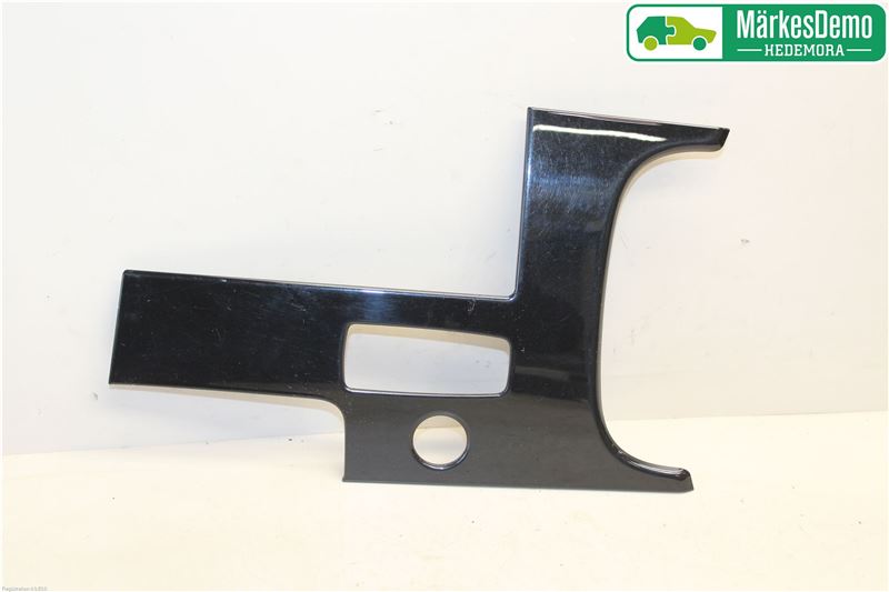 Center console trim