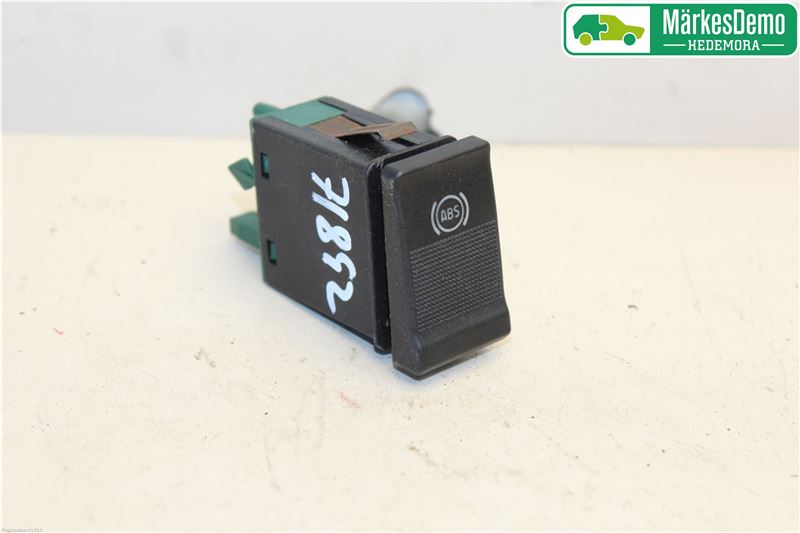 Bouton contact divers AUDI COUPE (89, 8B)