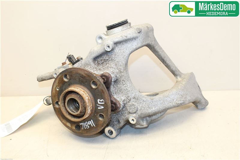 Wheel hub spindle