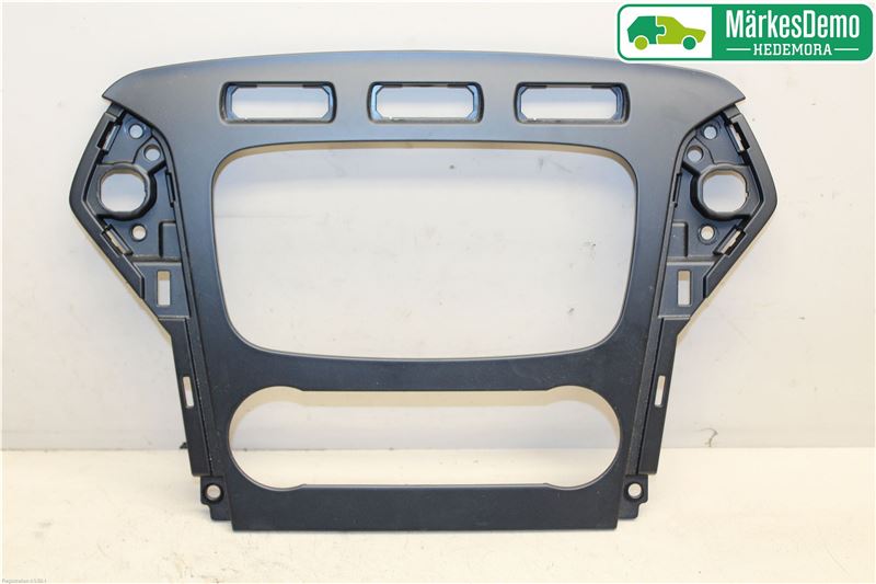 Radio - front plate FORD MONDEO IV Turnier (BA7)