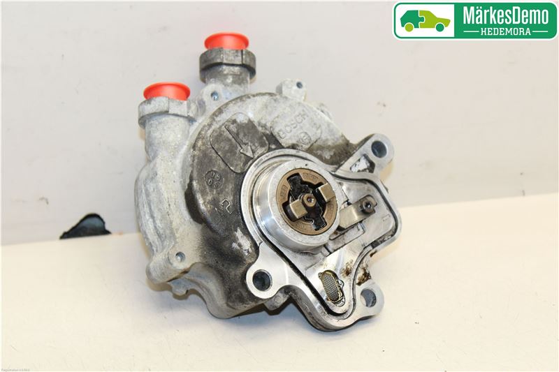 Vacuum pump LAND ROVER DISCOVERY III (L319)