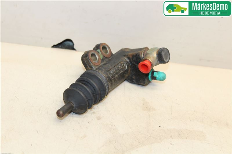Koppeling hulp cilinder of Druklager KIA CEE'D Combi Van (JD)