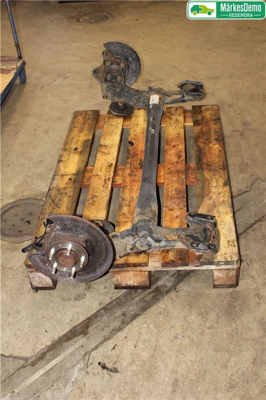 Rear axle assembly - complete CHEVROLET CRUZE (J300)