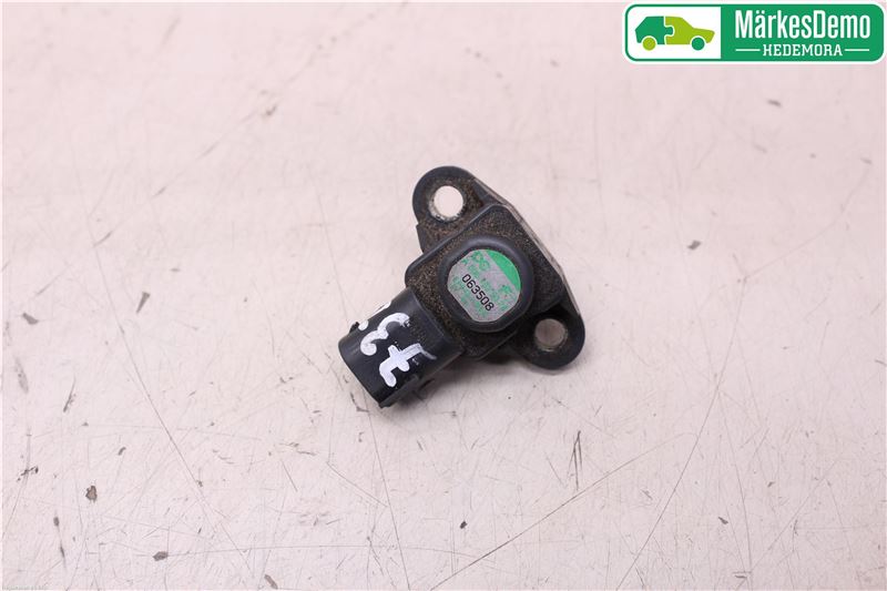 common rail (Injectie) / Verstuiver Brug MERCEDES-BENZ SPRINTER 3,5-t Box (906)