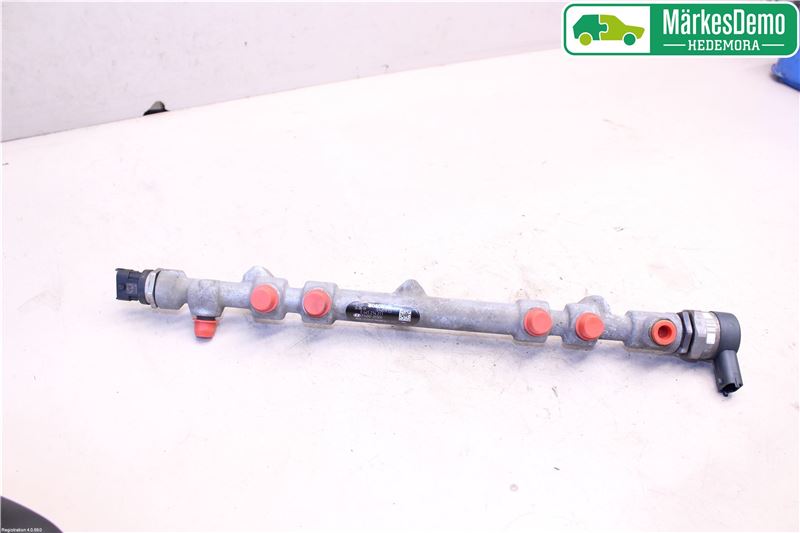 High-pressure rail / injection nozzle pipe KIA SORENTO II (XM)