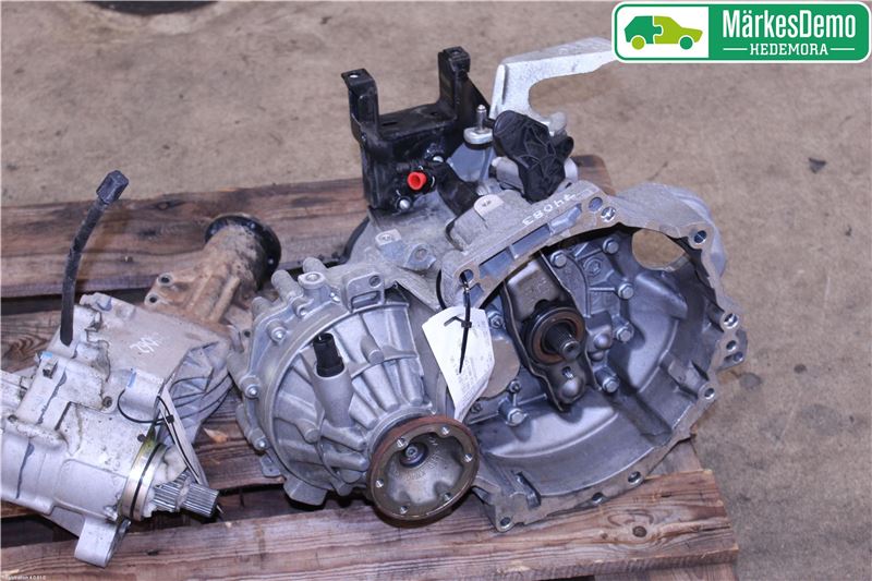Gearkasse manuel AUDI A1 Sportback (8XA, 8XF)