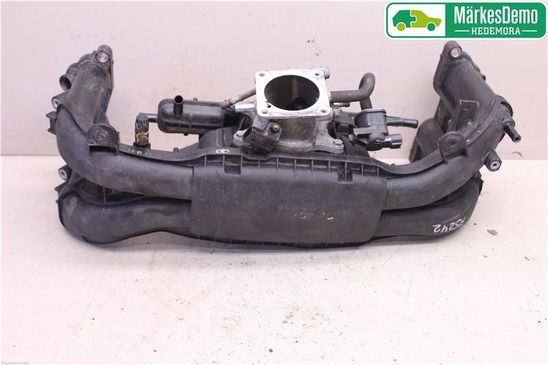Manifold inlet SUBARU OUTBACK (BR)