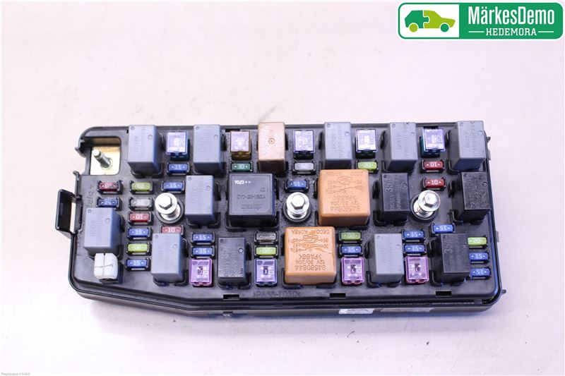 Chevrolet Captiva Fuse box Captiva Autoparts24