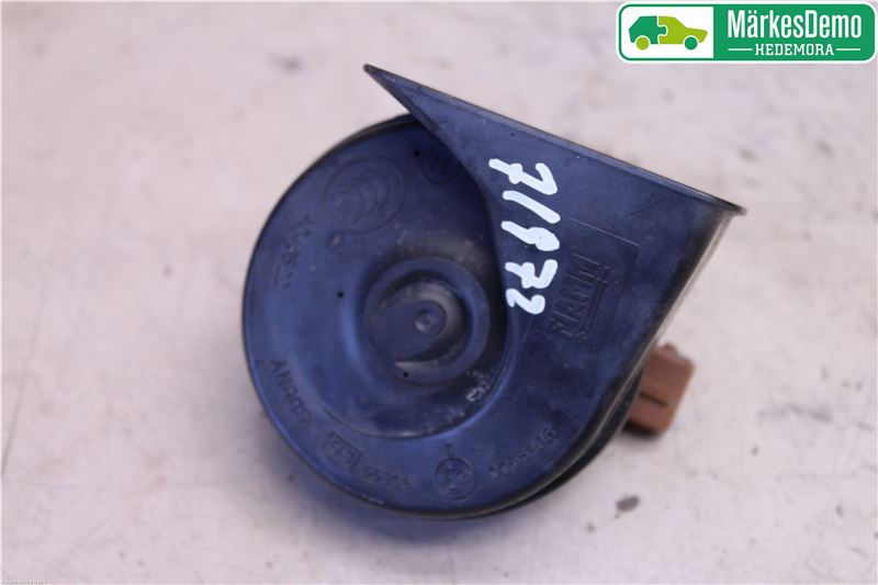Horn VOLVO C30 (533)