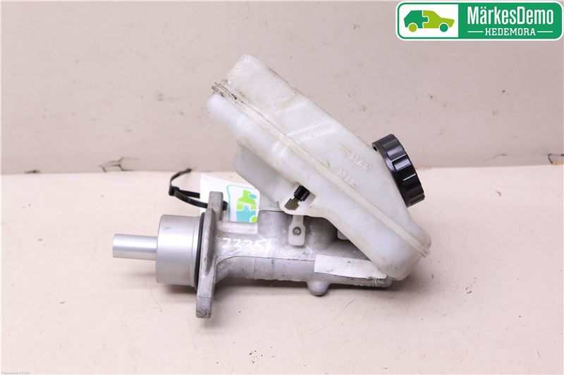 Brake - Master cylinder OPEL COMBO Tour