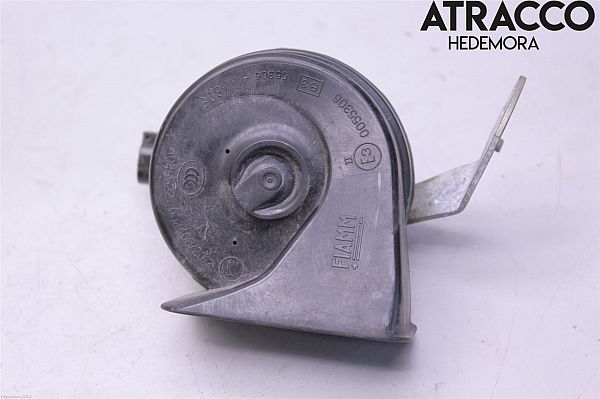 Horn VOLVO V40 Hatchback (525, 526)