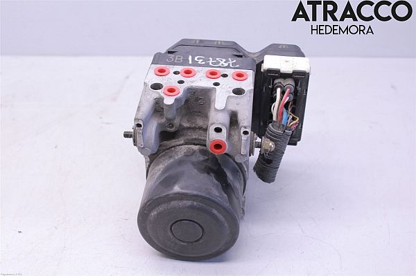 ABS - pump TOYOTA RAV 4 Mk II (_A2_)