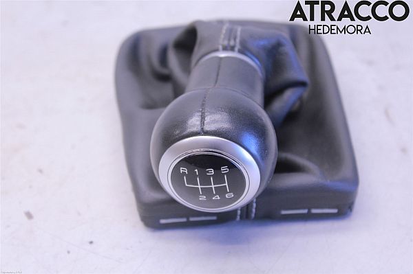 Gear shift AUDI A4 Avant (8K5, B8)
