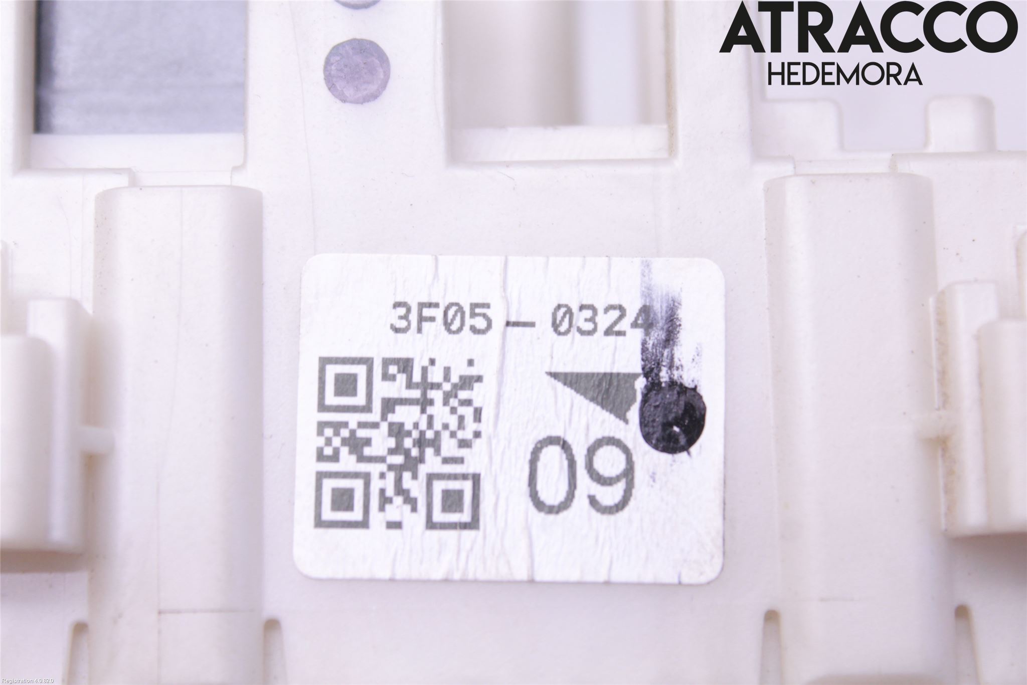 Isuzu D-MAX II (TFR, TFS) Fuse box 8-98166-752-0, 3F050324