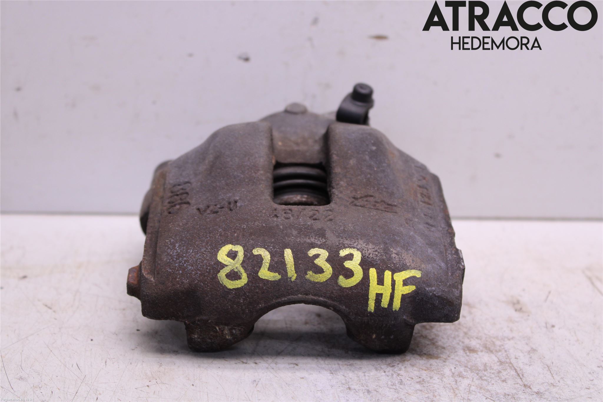 Brake caliper - front right ALFA ROMEO 33 (907A_)