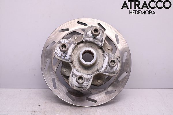 Front hub