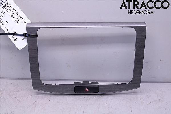 Radio – obudowa VW PASSAT Estate (365)