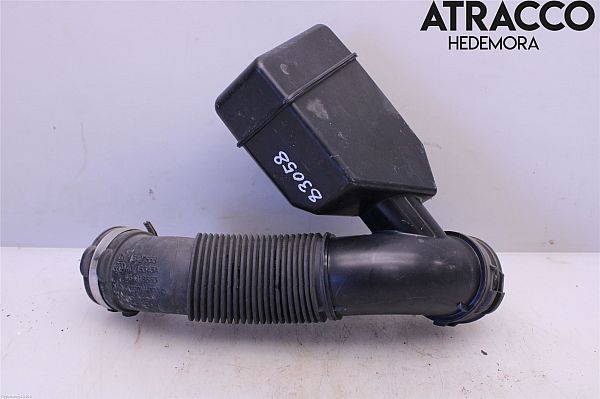 Résonateur d'admission d'air