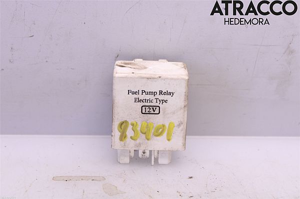 Relay - injection VOLVO 240 (P242, P244)