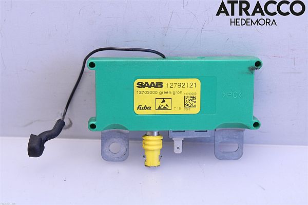 amplificateur d'antenne SAAB 9-3 Estate (E50)