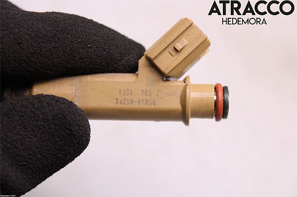 Verstuiver / Injector TOYOTA AURIS (_E18_)