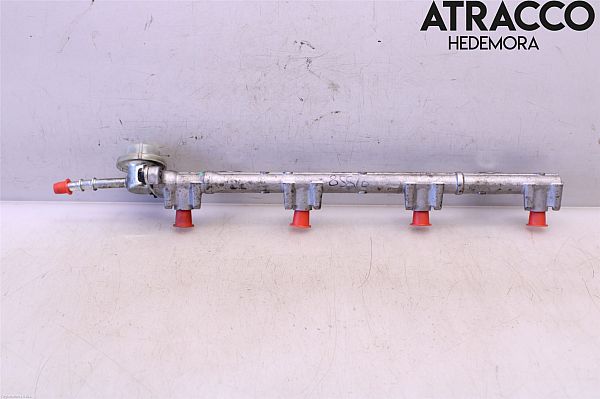 Rampe haute pression / tuyau de buse d'injection TOYOTA RAV 4 III (_A3_)