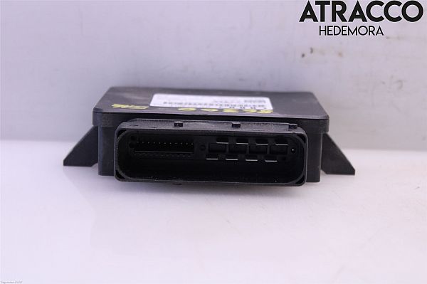 Parkeringsbremsemodul / styrboks (EPB) AUDI A8 (4H2, 4H8, 4HC, 4HL)