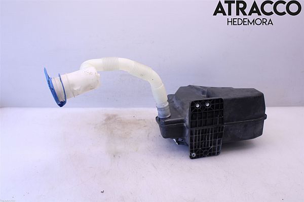 VW Touran - Ruitensproeier reservoir Touran - Autoparts24