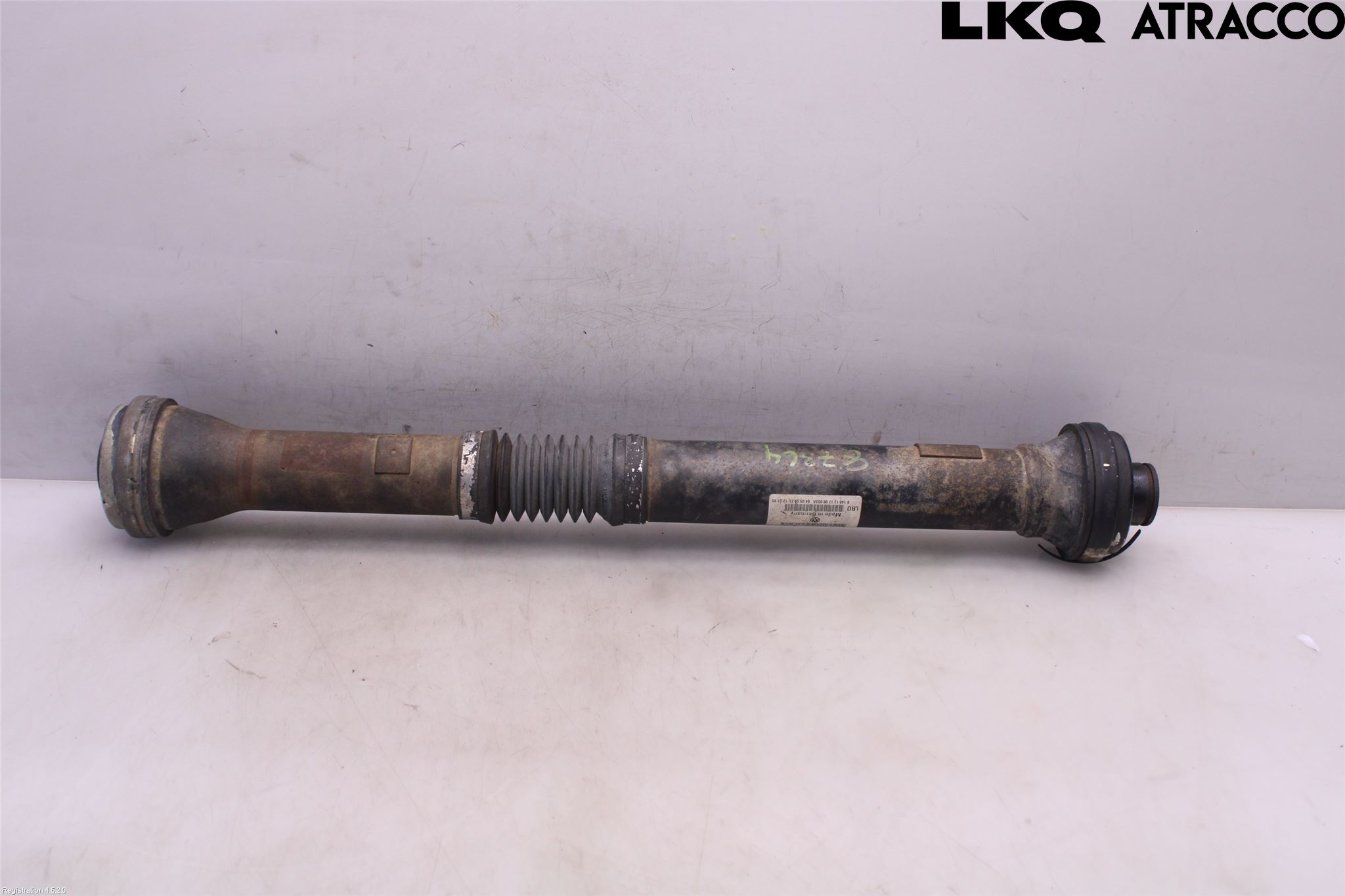 VW AMAROK (2HA, 2HB, S1B, S6B, S7A, S7B) Propeller shaft 2H0 521 101 E,  2H0521101C, 2H0 521 101 H