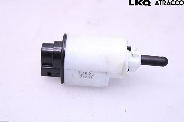 contact feu stop CITROËN DISPATCH Box (V_)