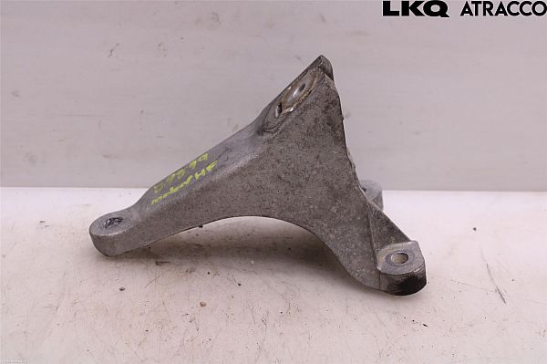 Support Moteur AUDI A4 Avant (8E5, B6)