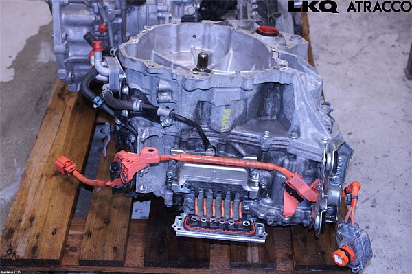 ReaS1(箱無し) ワンタッチ式マグネットベルトを新搭載】最大約1200ルーメン