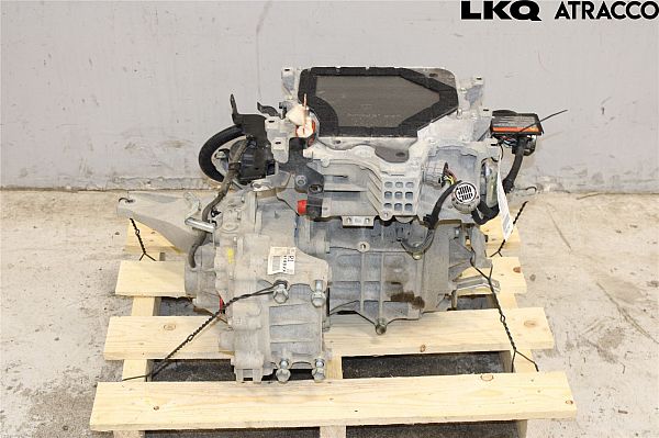 Elektromotor voorzijde NISSAN LEAF (ZE1_)