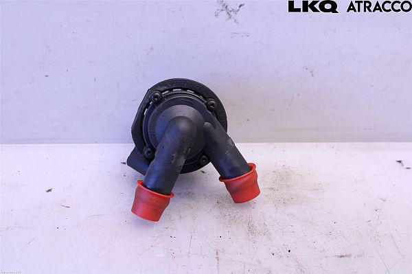 Circulation pump VOLVO V70 III (135)