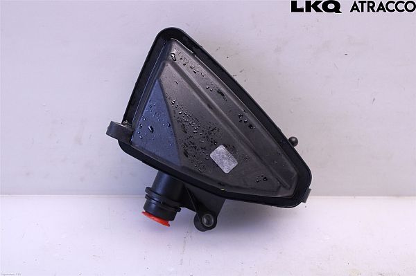 Intake resonator