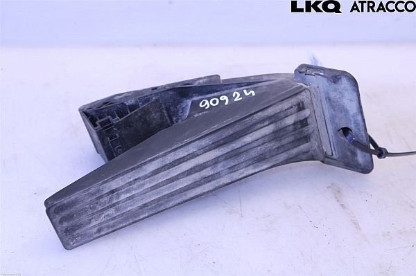 確認୨୧⑅*.(∩>o<∩)♡ O.E.M Accelerator Pedal 35406889822 BMW X5 X3 E36 328i E46