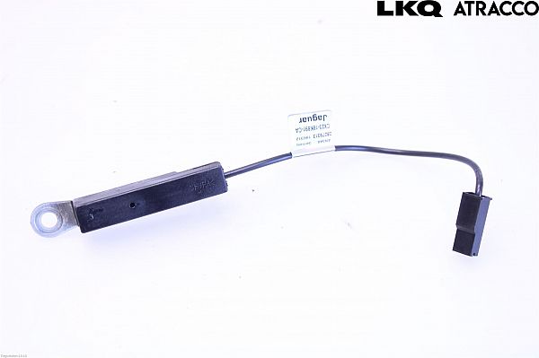 Wzmacniacz antenowy JAGUAR E-PACE (X540)