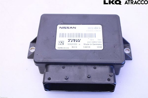 Parkeringsbremsemodul / styrboks (EPB) NISSAN X-TRAIL (T32_)