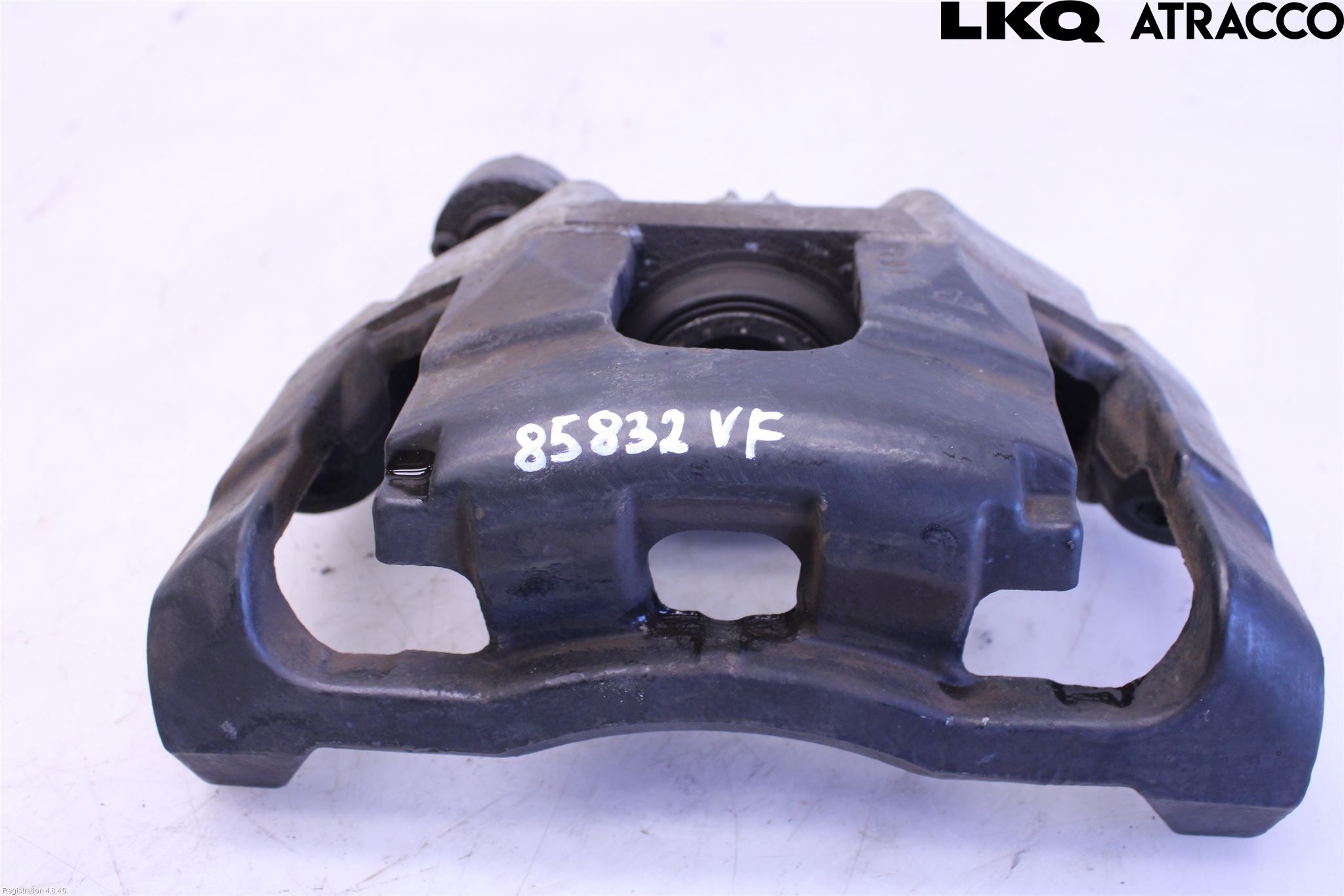 8P0-615-123-A : Brake caliper - front left - Autoparts24